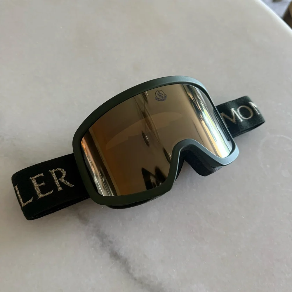Moncler Mirrored Snow Goggles